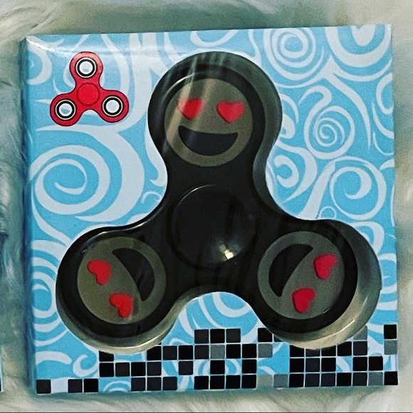 1 Black Emoji Hand Spinner Fidget - Picture 4 of 4